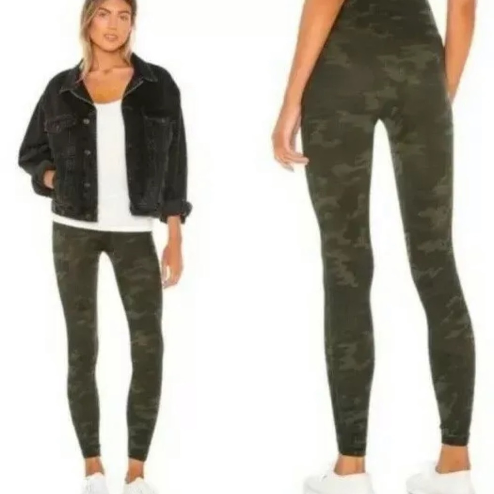 SPANX Camo Look At Me Now High Rise Leggings Large